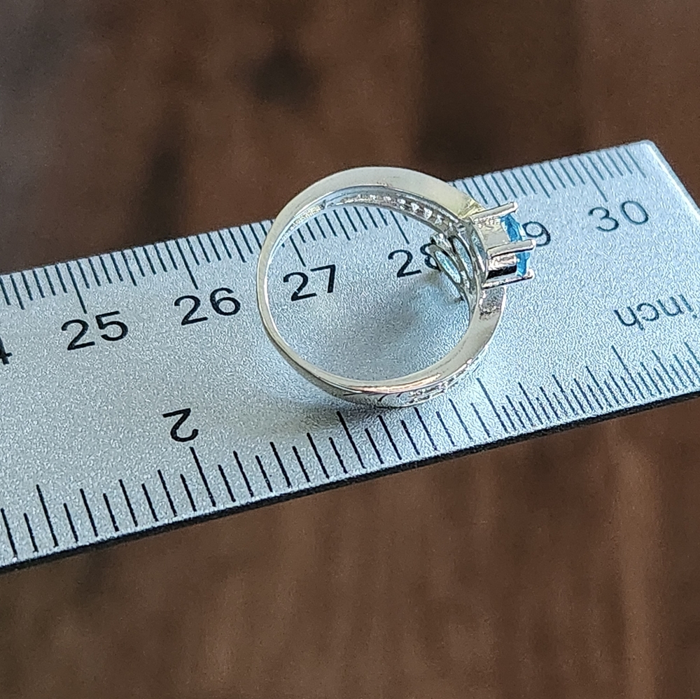 Silver London Blue Topaz Size 7 Ring with White Topaz accents NEW - Picture 3 of 4